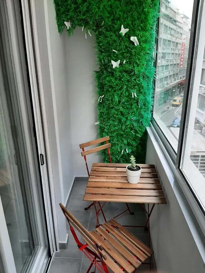 Vali_Skg Studio Thessaloniki 0*,